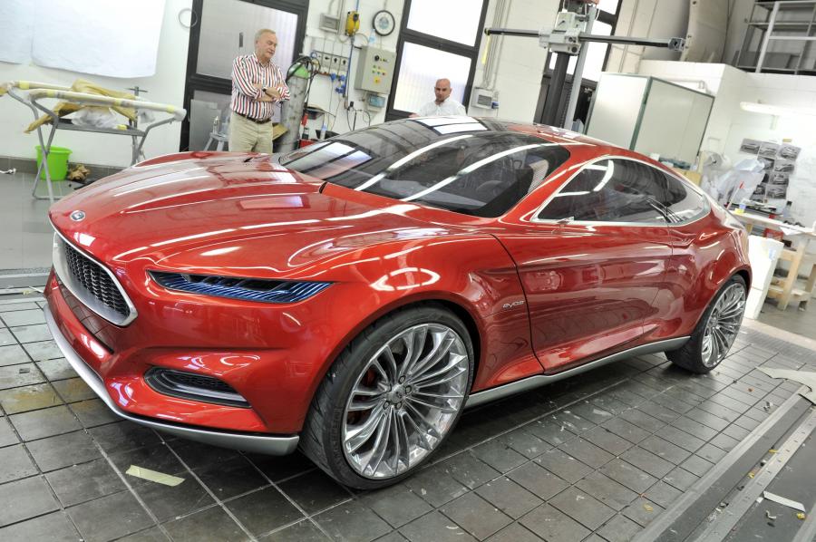 Ford Evos Concept 2011 года  (фото 10 из 62)